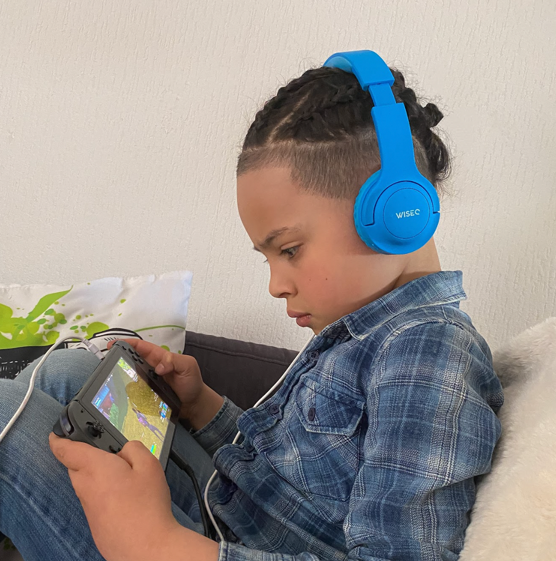 Kinderkoptelefoon: hoeveel dB is veilig?