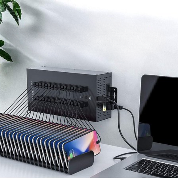 USB Hub 30 poorten – 300W