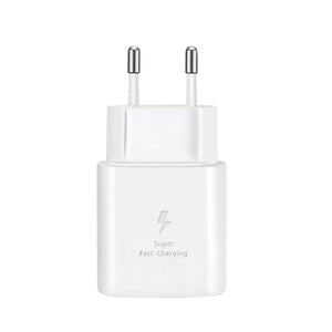 Witte WiseQ 25W USB C snellader universeel recht vooraanzicht met Europese stekker