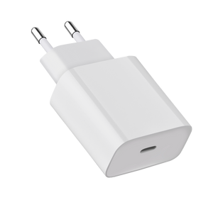 Zwarte WiseQ 25W USB C snellader universeel geschikt voor Samsung schuin vooraanzicht